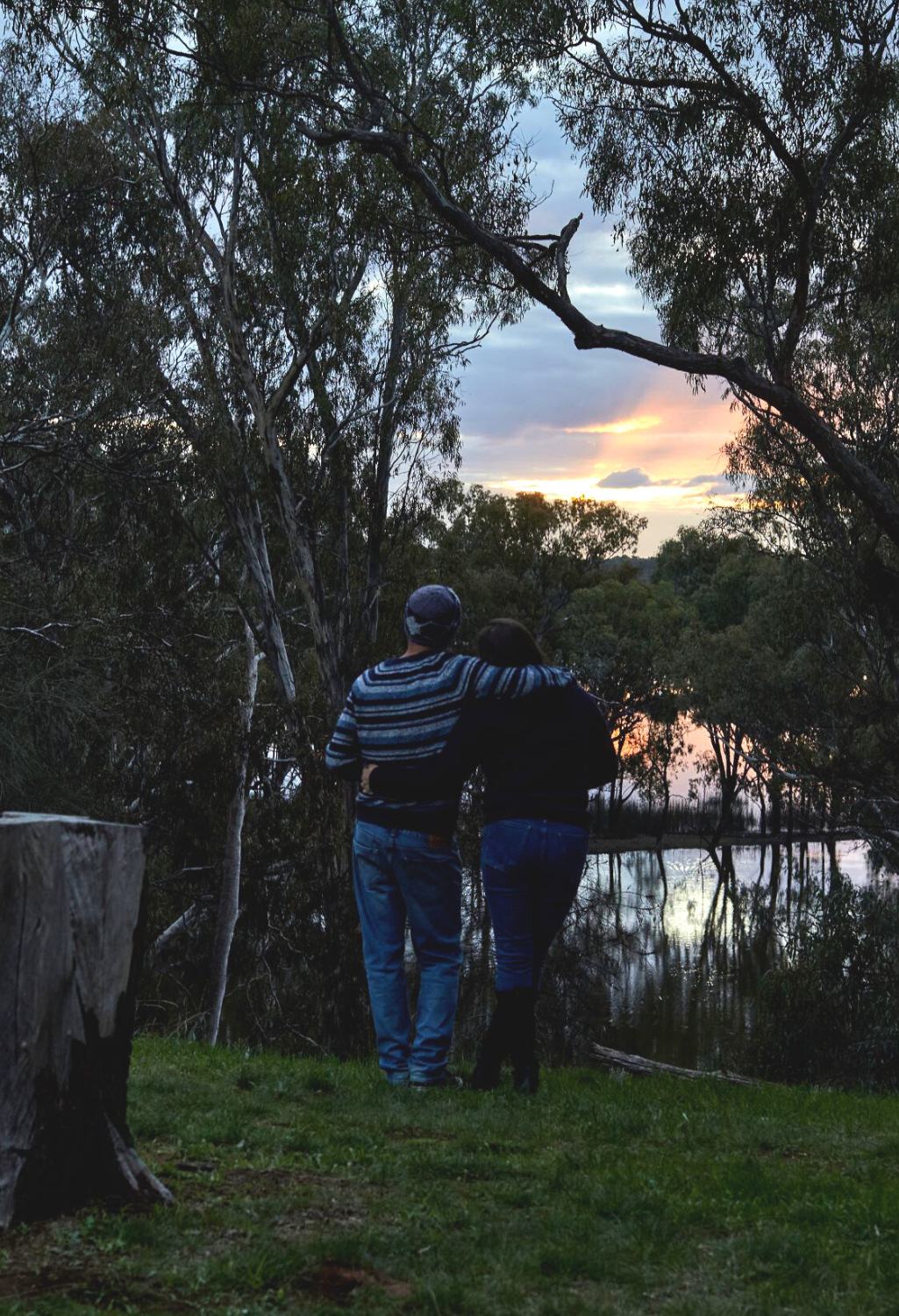 Couple_sunset_LakeMoodemere (1)